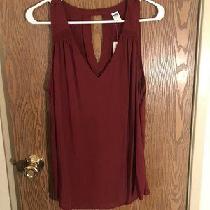 Maroon medium sleeveless Old Navy top NWT